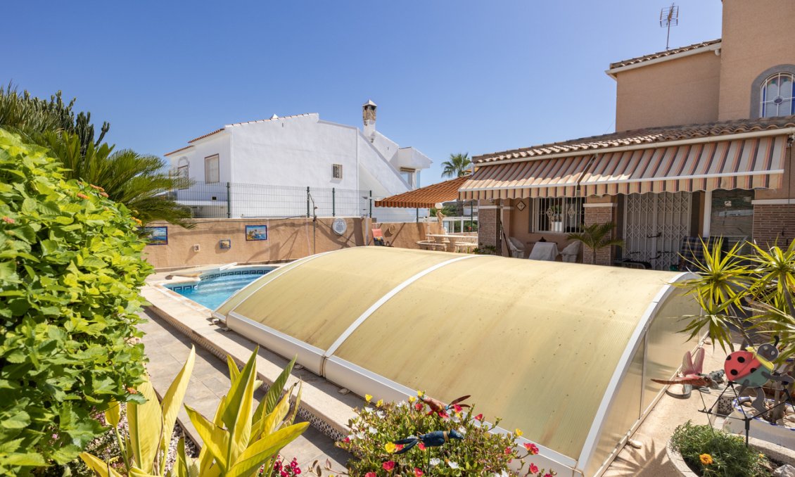 Segunda mano - Villa -
La Regia - Costa Blanca