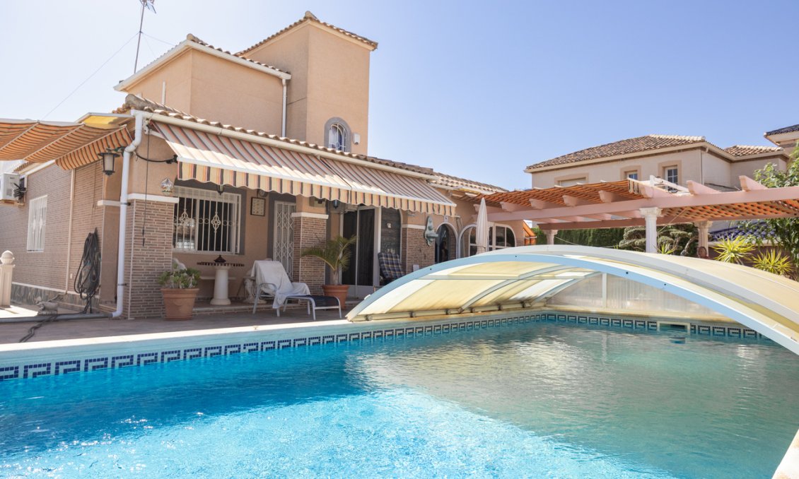 Segunda mano - Villa -
La Regia - Costa Blanca