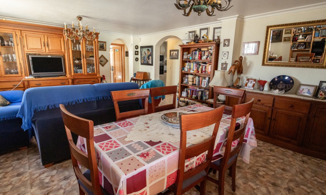 Segunda mano - Villa -
La Regia - Costa Blanca
