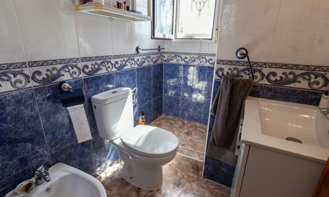 Segunda mano - Villa -
La Regia - Costa Blanca