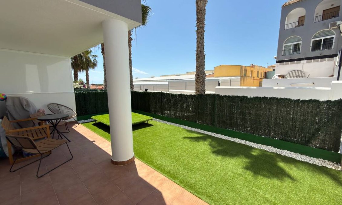 Segunda mano - Apartamento -
Villamartin - Costa Blanca