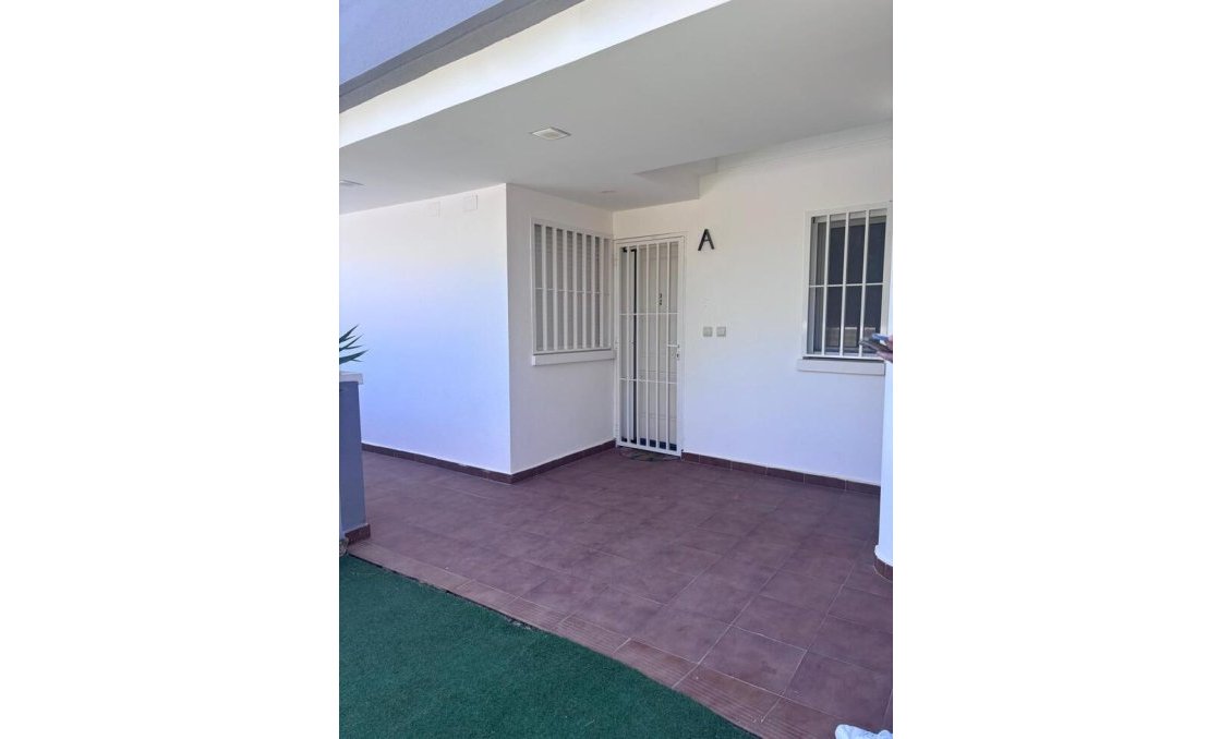 Segunda mano - Apartamento -
Villamartin - Costa Blanca