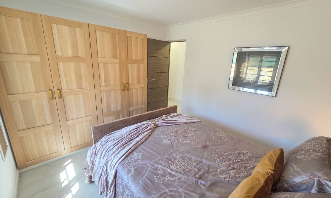 Segunda mano - Villa -
Crevillent - Inland