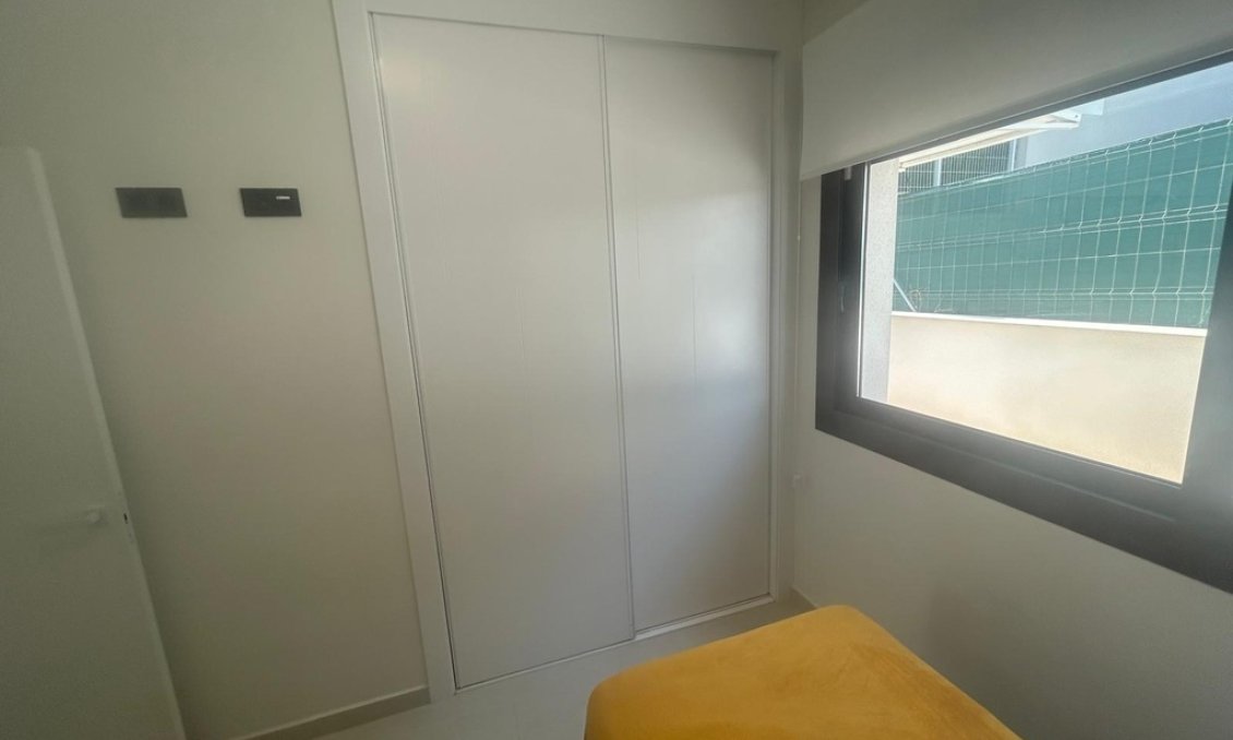 Segunda mano - Apartamento -
Los Balcones - AMAY Urbanisation