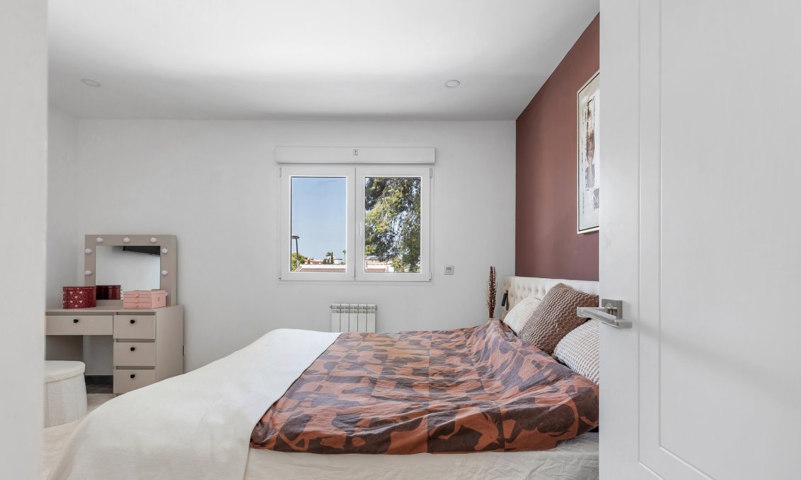 Segunda mano - Villa -
Torrevieja - Costa Blanca