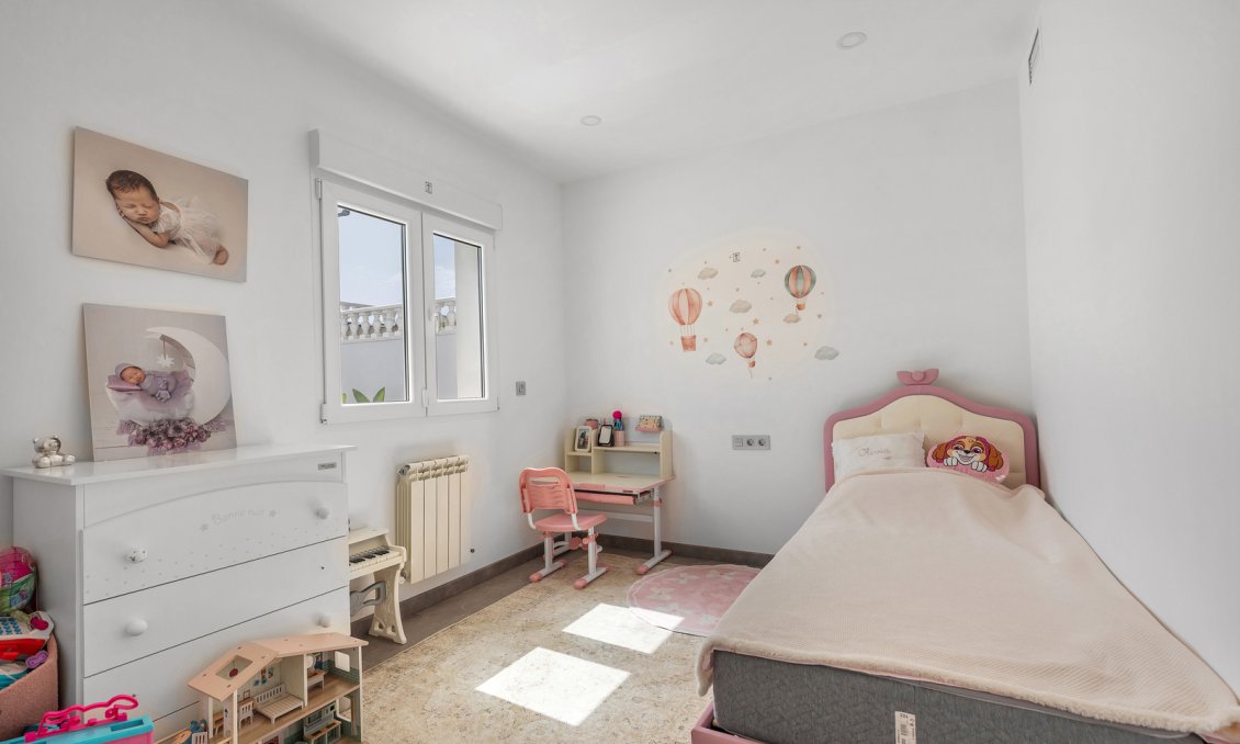 Segunda mano - Villa -
Torrevieja - Costa Blanca