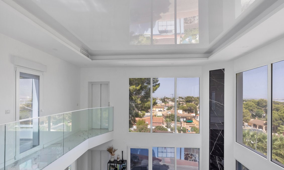 Segunda mano - Villa -
Torrevieja - Costa Blanca
