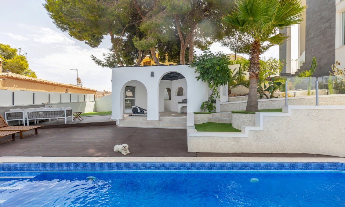 Segunda mano - Villa -
Torrevieja - Costa Blanca