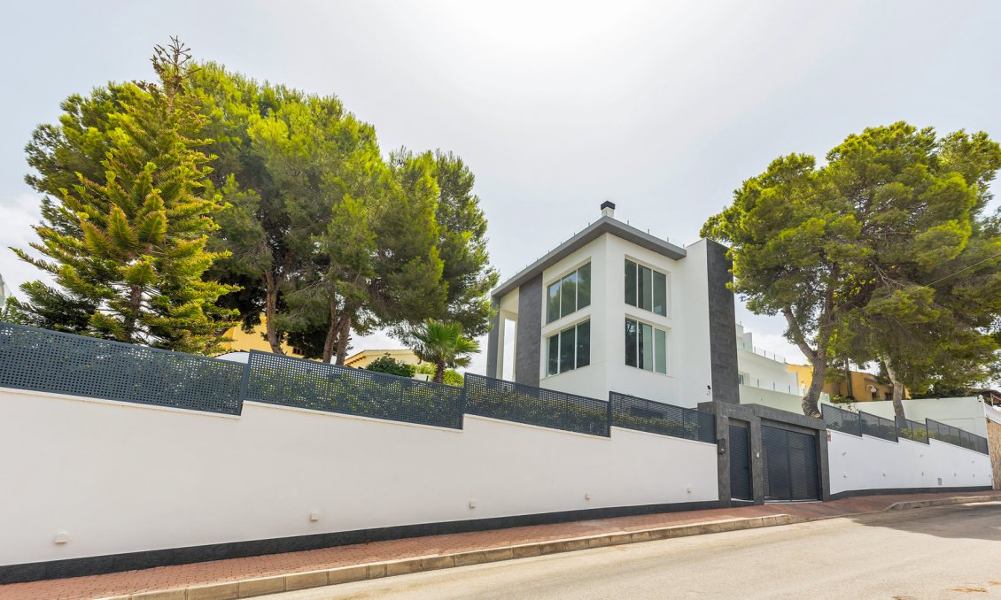 Segunda mano - Villa -
Torrevieja - Costa Blanca