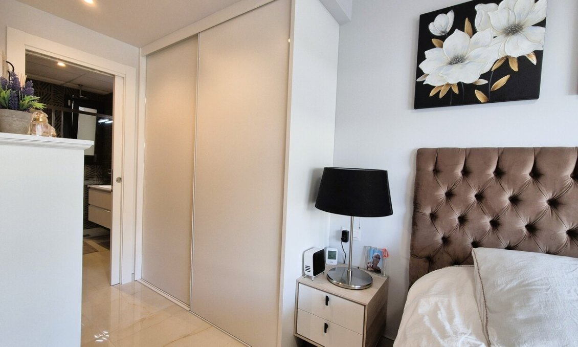 Segunda mano - Apartamento -
Playa Flamenca - Costa Blanca