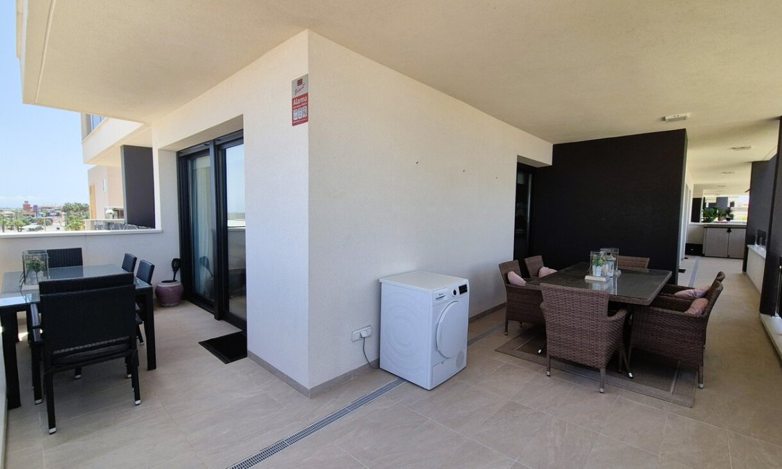 Segunda mano - Apartamento -
Playa Flamenca - Costa Blanca