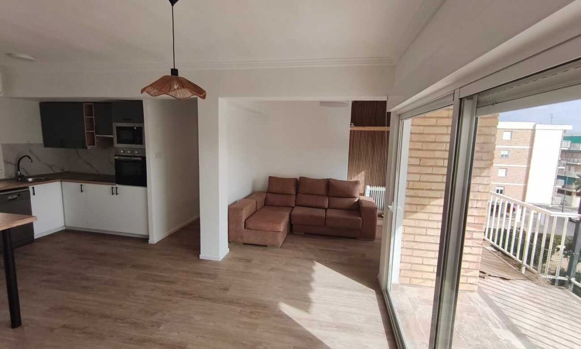 Wiederverkauf - Penthouse -
Punta Prima - Costa Blanca