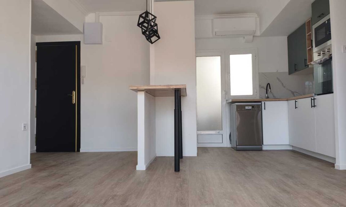 Wiederverkauf - Penthouse -
Punta Prima - Costa Blanca