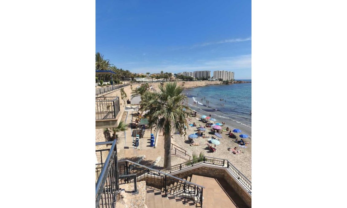 Wiederverkauf - Penthouse -
Punta Prima - Costa Blanca