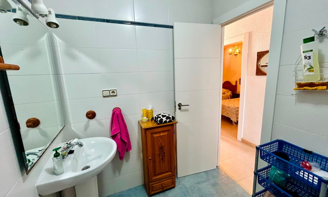 Wiederverkauf - Wohnung -
Torrevieja - Costa Blanca