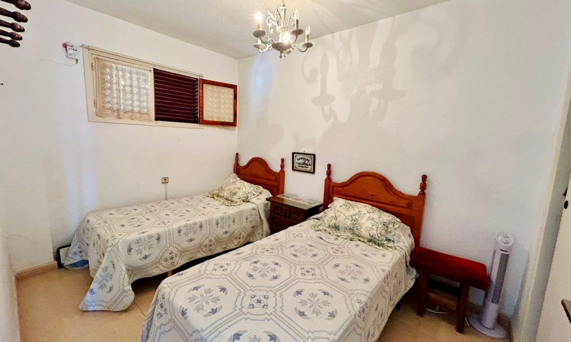 Wiederverkauf - Wohnung -
Torrevieja - Costa Blanca