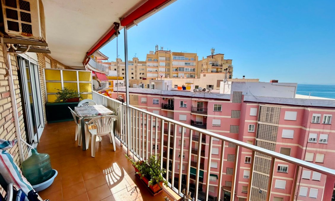 Wiederverkauf - Wohnung -
Torrevieja - Costa Blanca