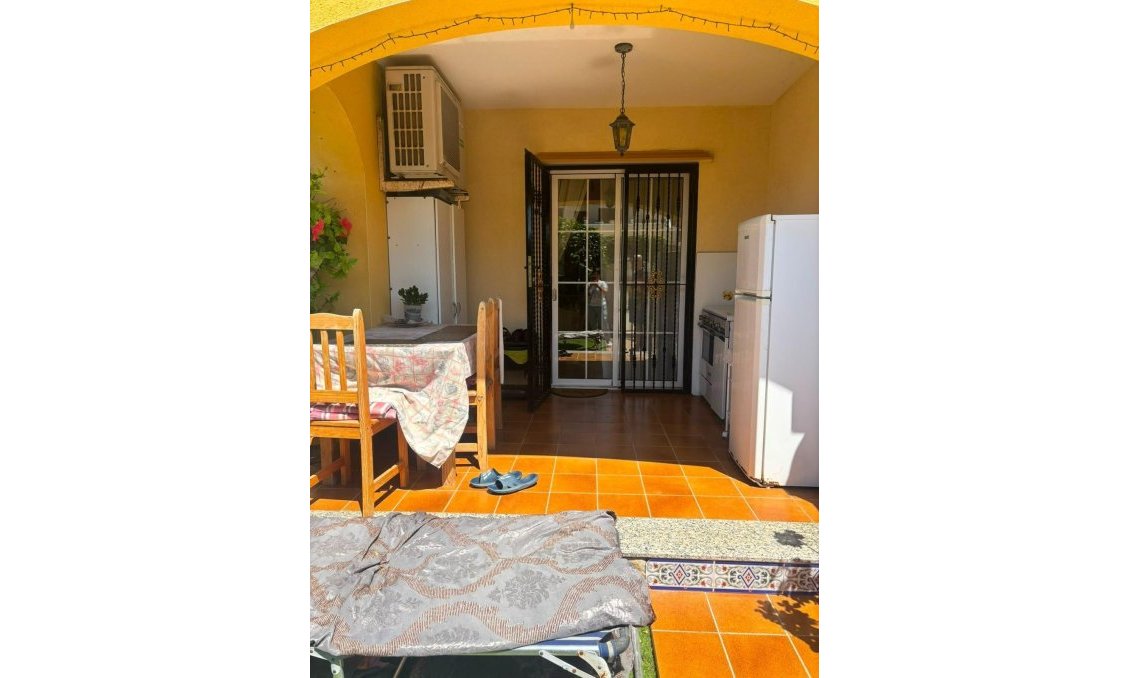 Wiederverkauf - Villa -
Orihuela Costa - Lomas de Cabo Roig