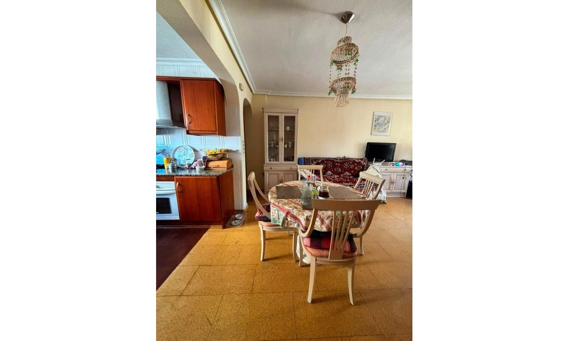 Wiederverkauf - Villa -
Orihuela Costa - Lomas de Cabo Roig