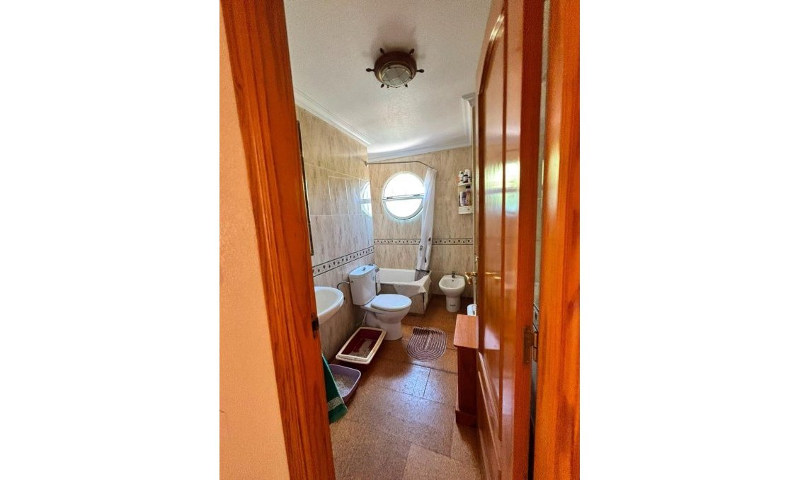 Wiederverkauf - Villa -
Orihuela Costa - Lomas de Cabo Roig