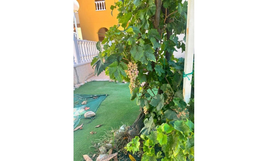Wiederverkauf - Villa -
Orihuela Costa - Lomas de Cabo Roig