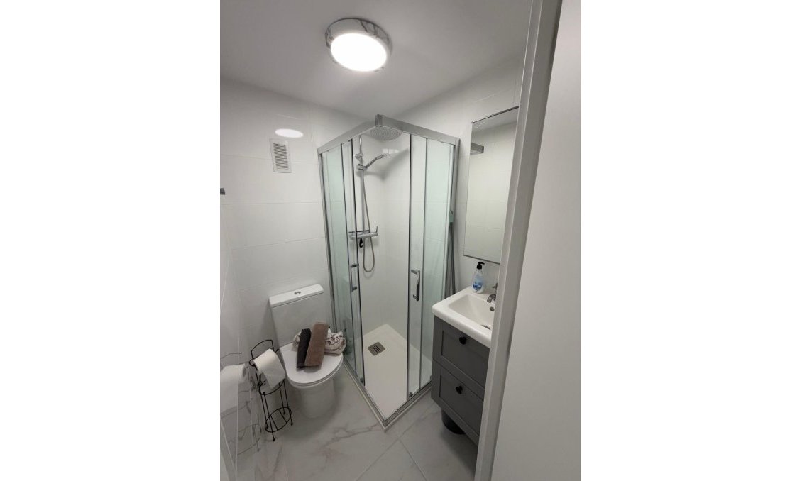 Wiederverkauf - Wohnung -
Torrevieja - Cabo Cervera