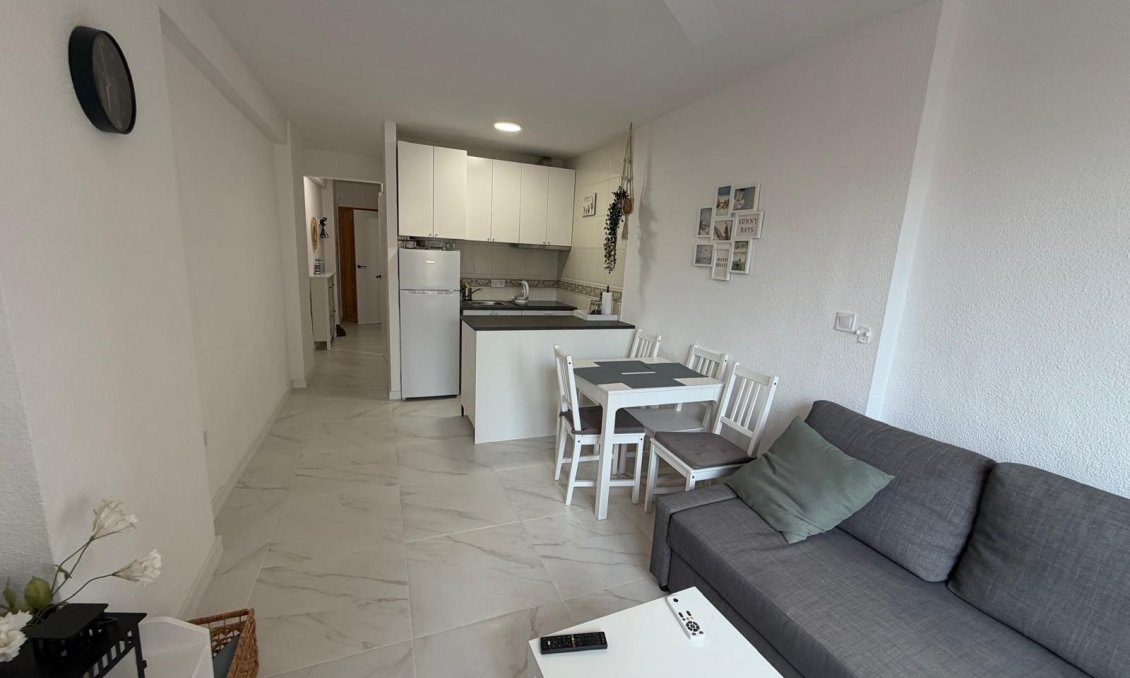 Wiederverkauf - Wohnung -
Torrevieja - Cabo Cervera