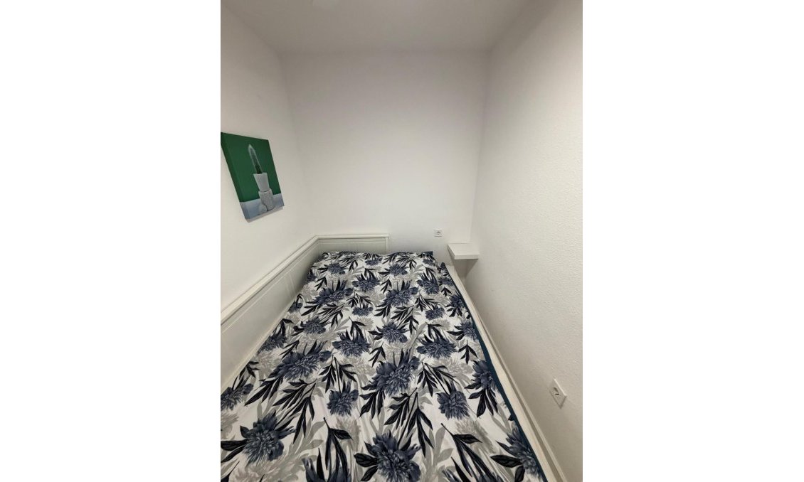 Wiederverkauf - Wohnung -
Torrevieja - Cabo Cervera
