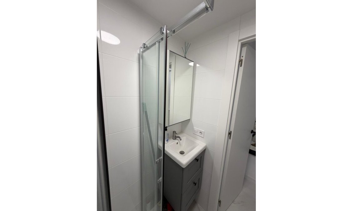 Wiederverkauf - Wohnung -
Torrevieja - Cabo Cervera