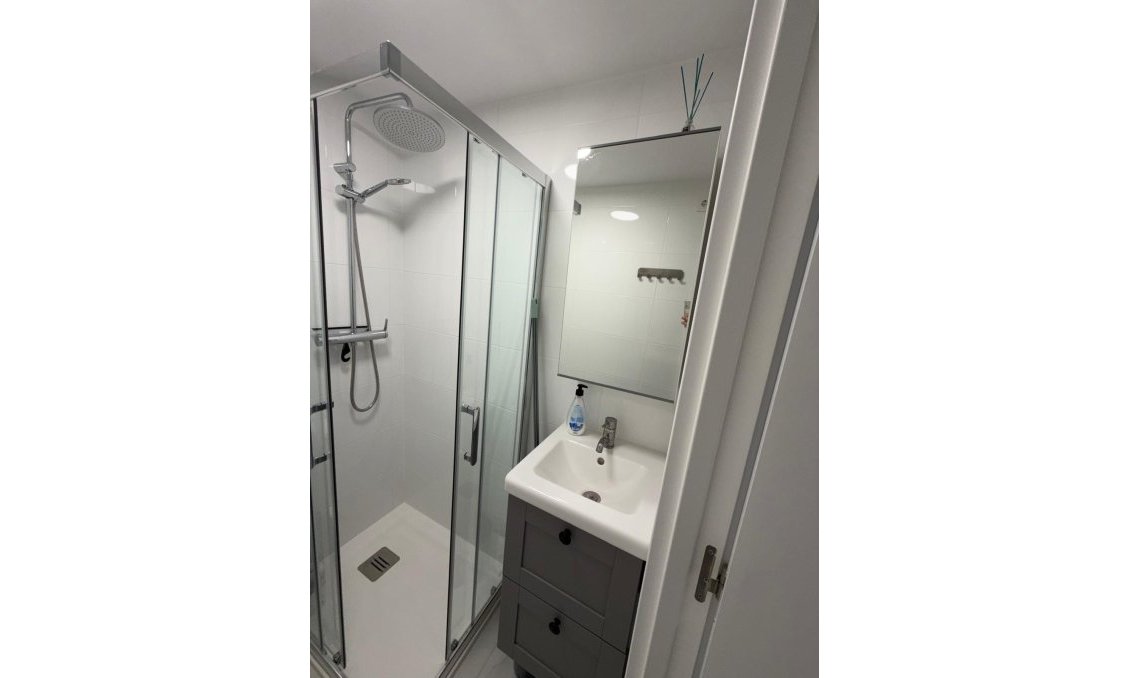 Wiederverkauf - Wohnung -
Torrevieja - Cabo Cervera