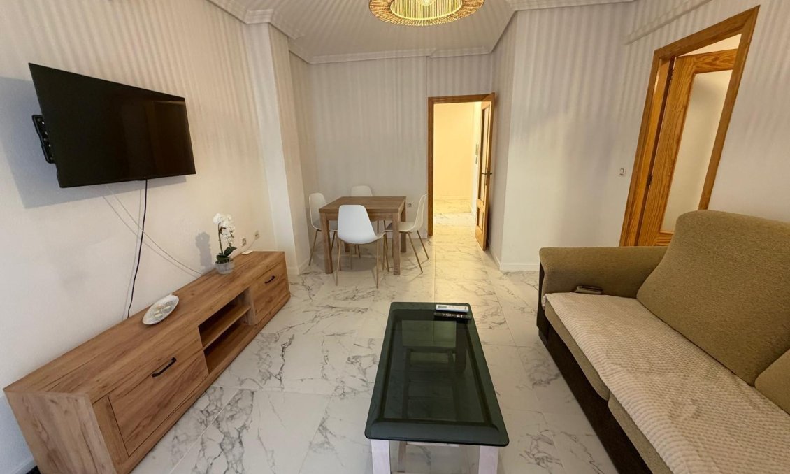 Wiederverkauf - Wohnung -
Torrevieja - Acequion