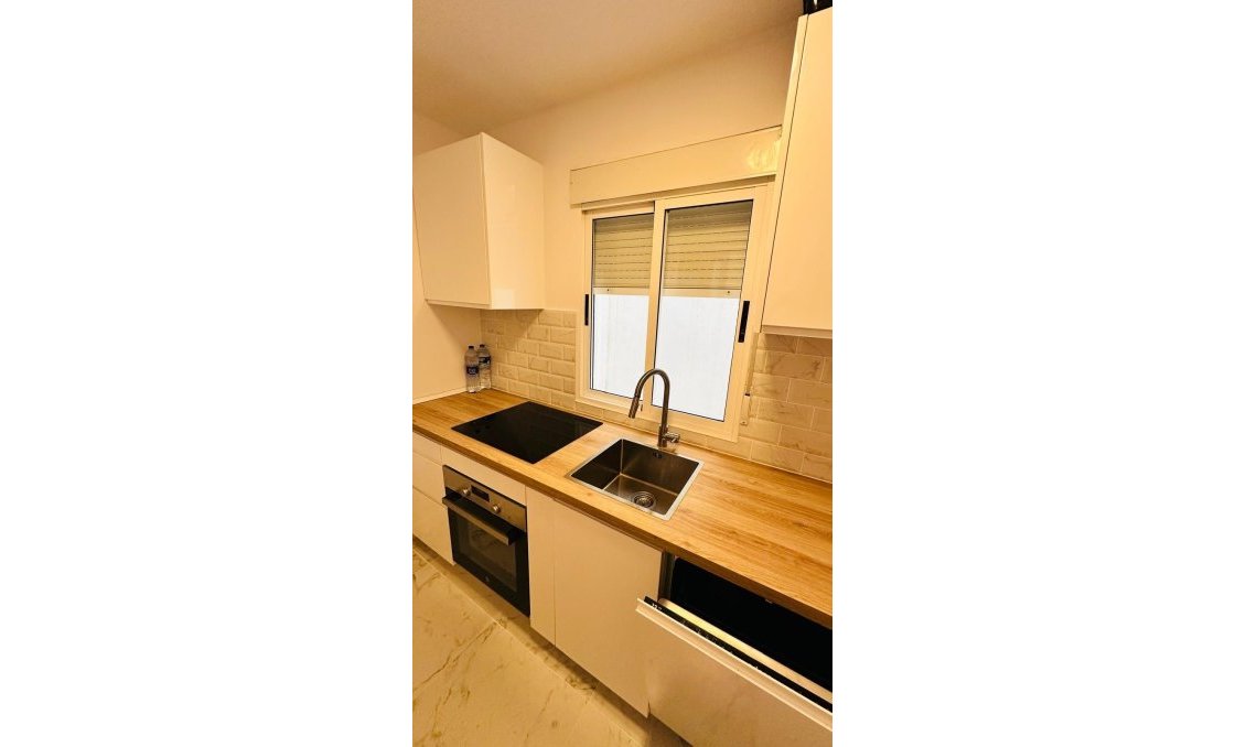 Wiederverkauf - Wohnung -
Torrevieja - Acequion