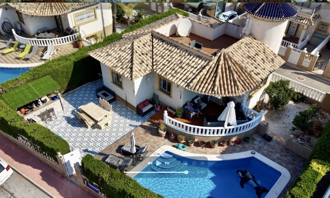 Wiederverkauf - Villa -
Villamartin - Costa Blanca