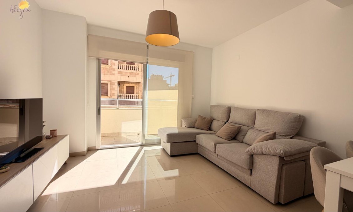 Wiederverkauf - Wohnung -
Torrevieja - PARQUE DE LAS NACIONES