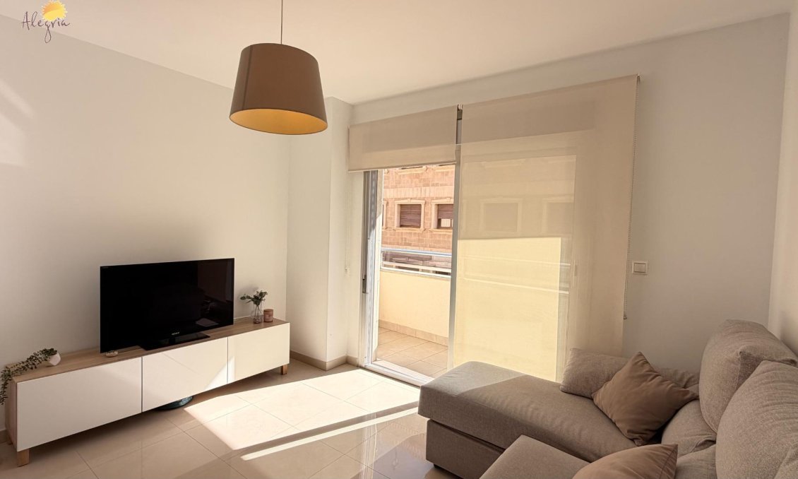 Wiederverkauf - Wohnung -
Torrevieja - PARQUE DE LAS NACIONES