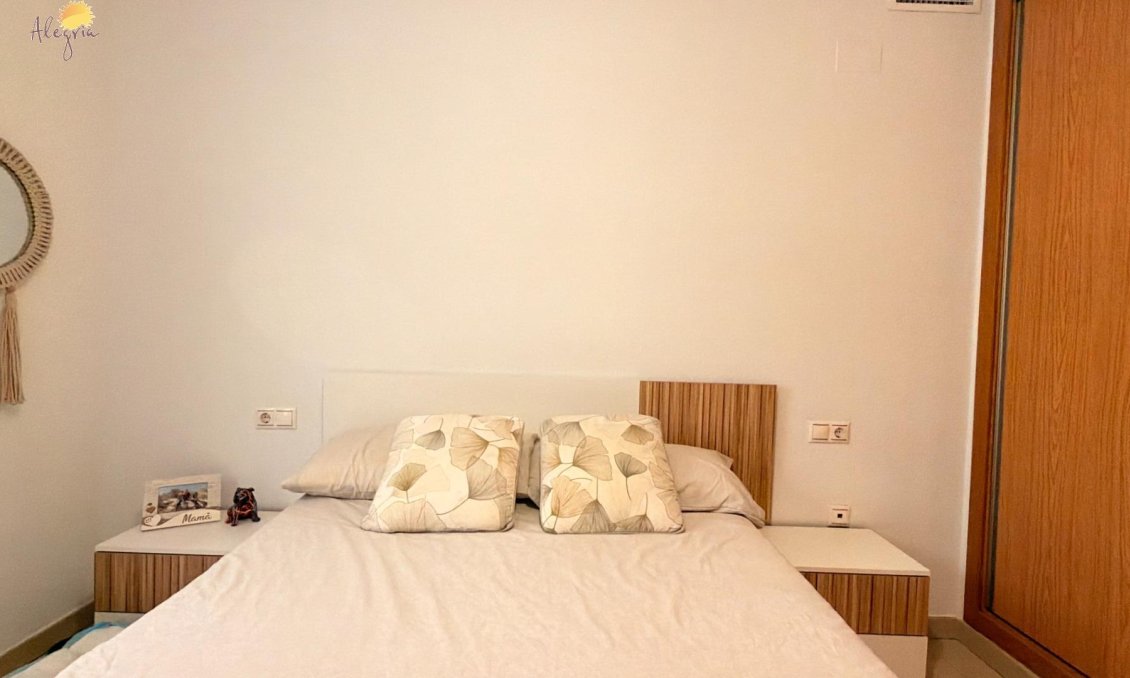 Wiederverkauf - Wohnung -
Torrevieja - PARQUE DE LAS NACIONES