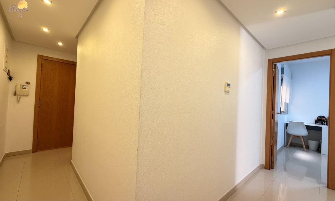 Wiederverkauf - Wohnung -
Torrevieja - PARQUE DE LAS NACIONES