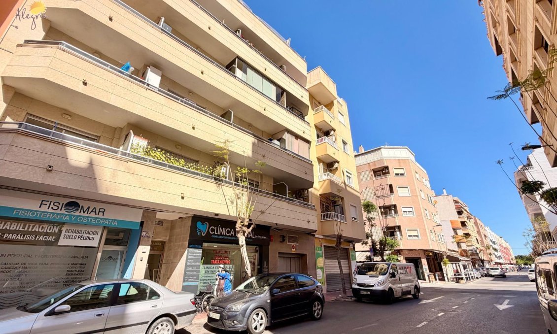 Wiederverkauf - Wohnung -
Torrevieja - PARQUE DE LAS NACIONES