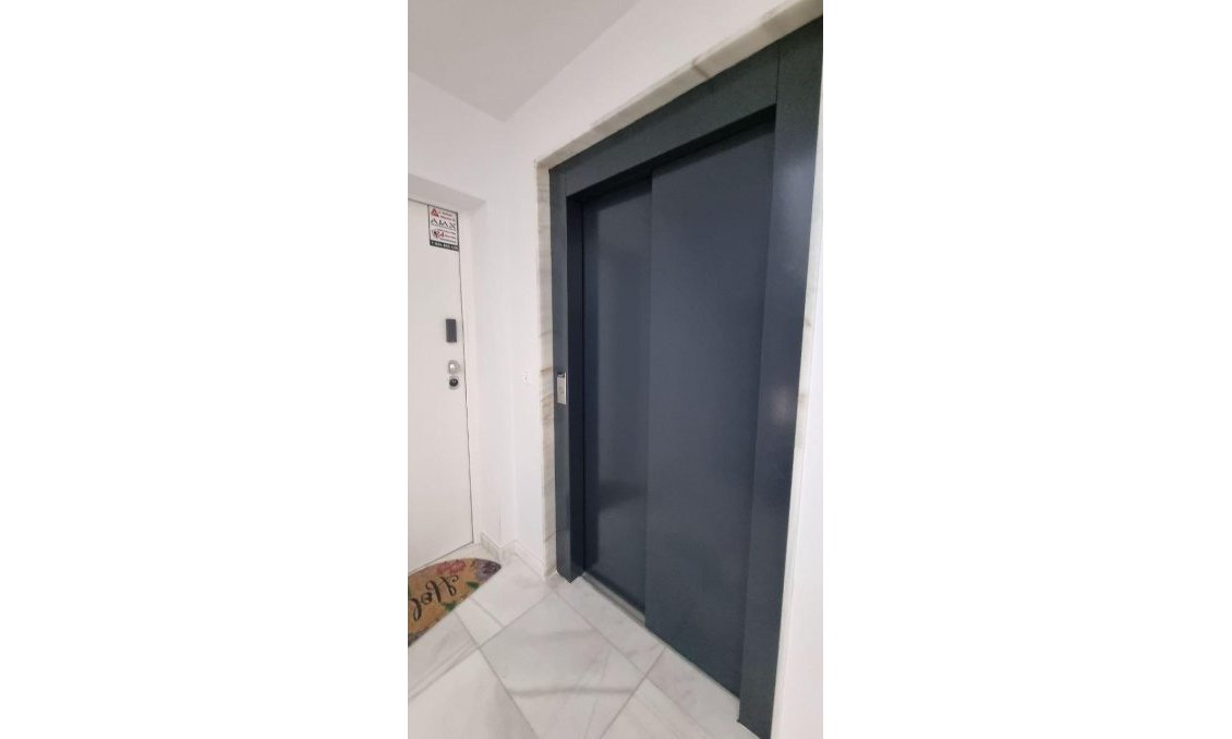 Wiederverkauf - Penthouse -
Torrevieja - Playa del Cura