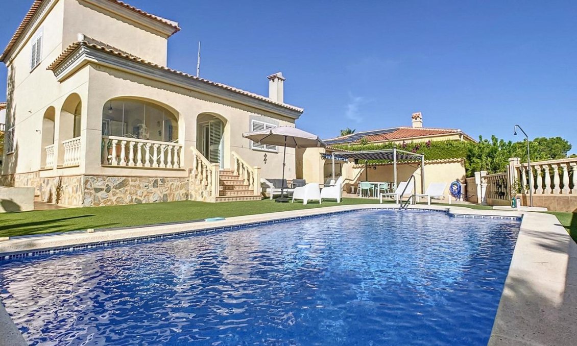 Segunda mano - Villa -
Pinar de Campoverde - Inland