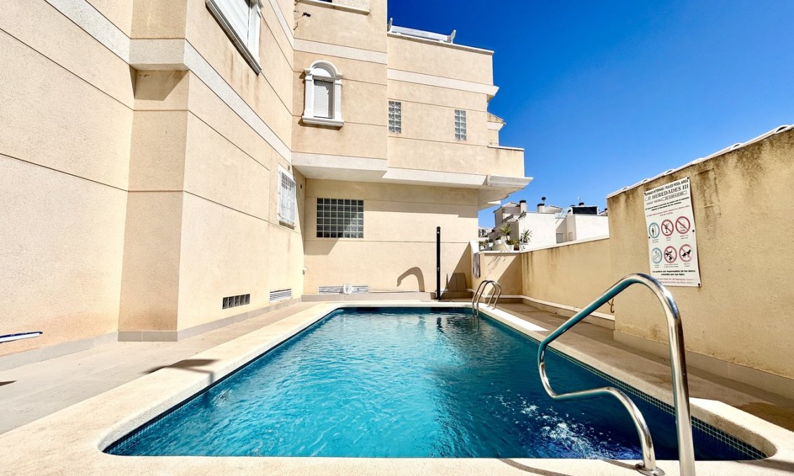 Wiederverkauf - Stadthaus -
Heredades - Costa Blanca