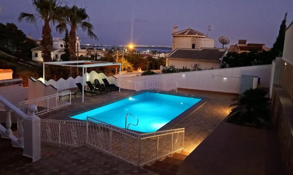 Segunda mano - Villa -
Ciudad Quesada - Costa Blanca