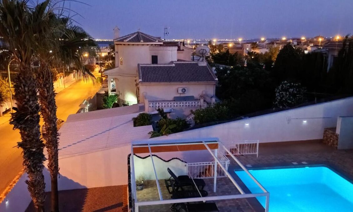 Segunda mano - Villa -
Ciudad Quesada - Costa Blanca