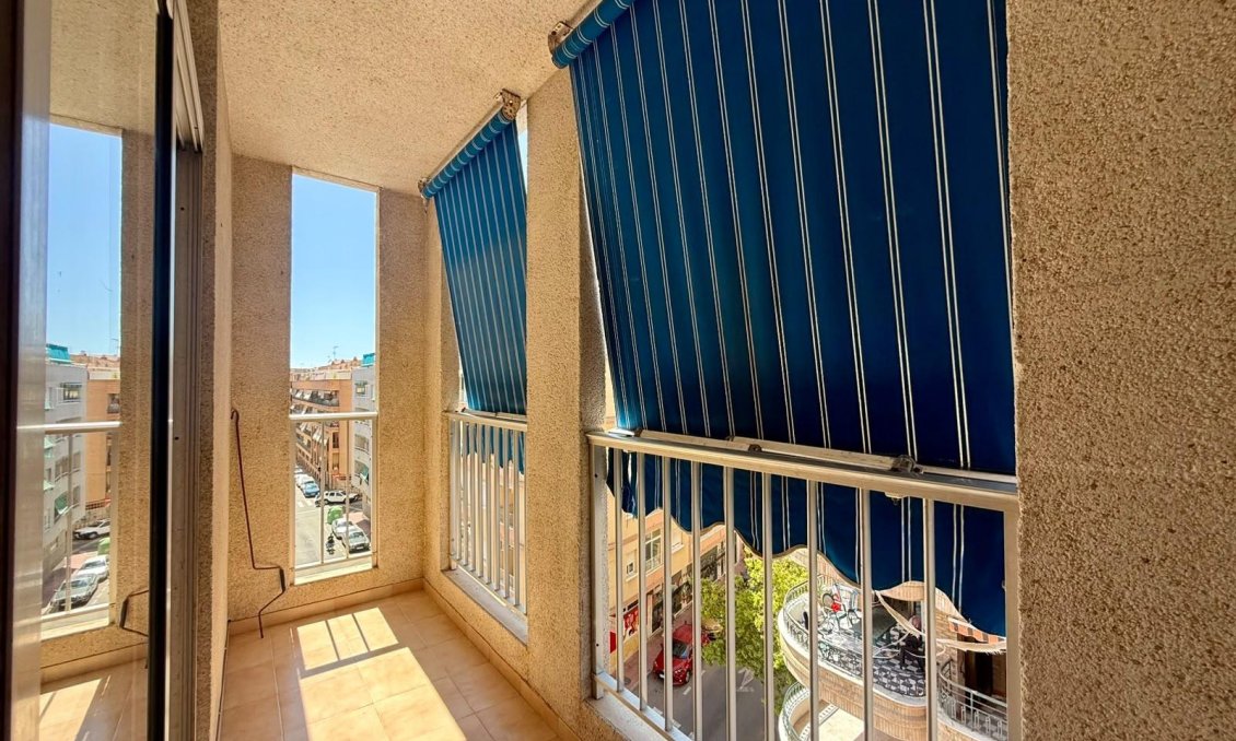 Wiederverkauf - Wohnung -
Torrevieja - Playa del Cura