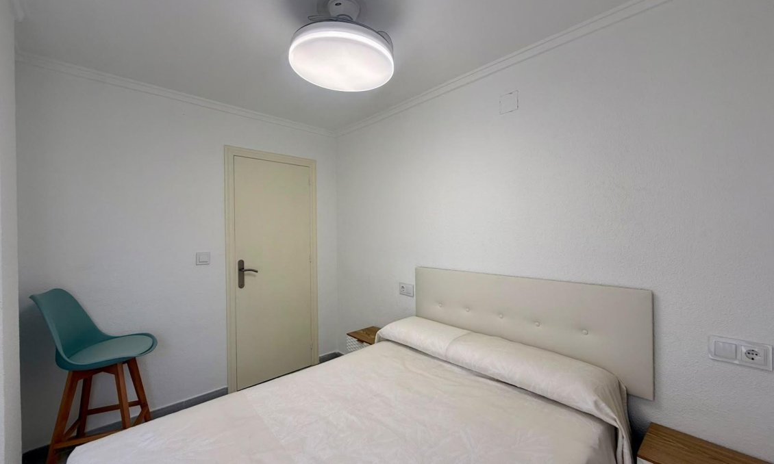 Wiederverkauf - Wohnung -
Torrevieja - Playa del Cura