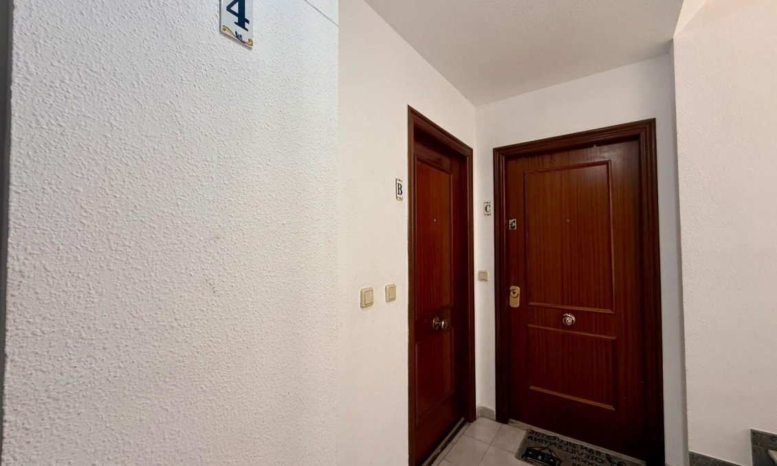 Wiederverkauf - Wohnung -
Torrevieja - Playa del Cura