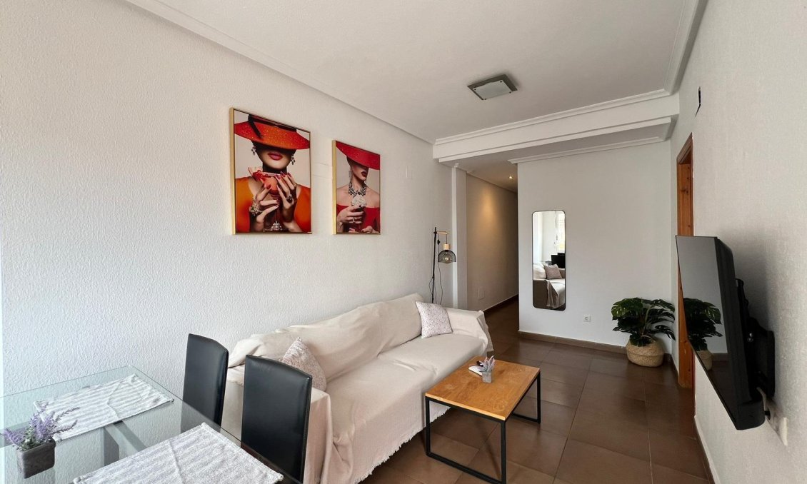 Wiederverkauf - Wohnung -
Torrevieja - Centro