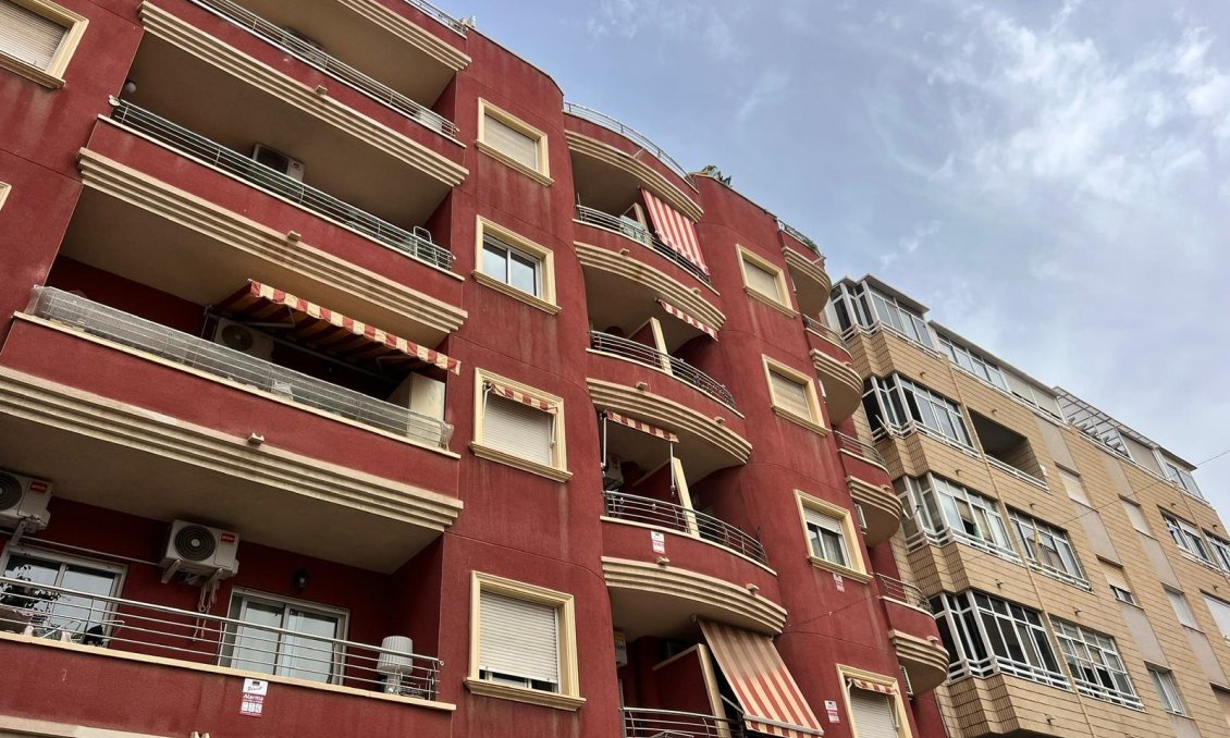 Wiederverkauf - Wohnung -
Torrevieja - Centro