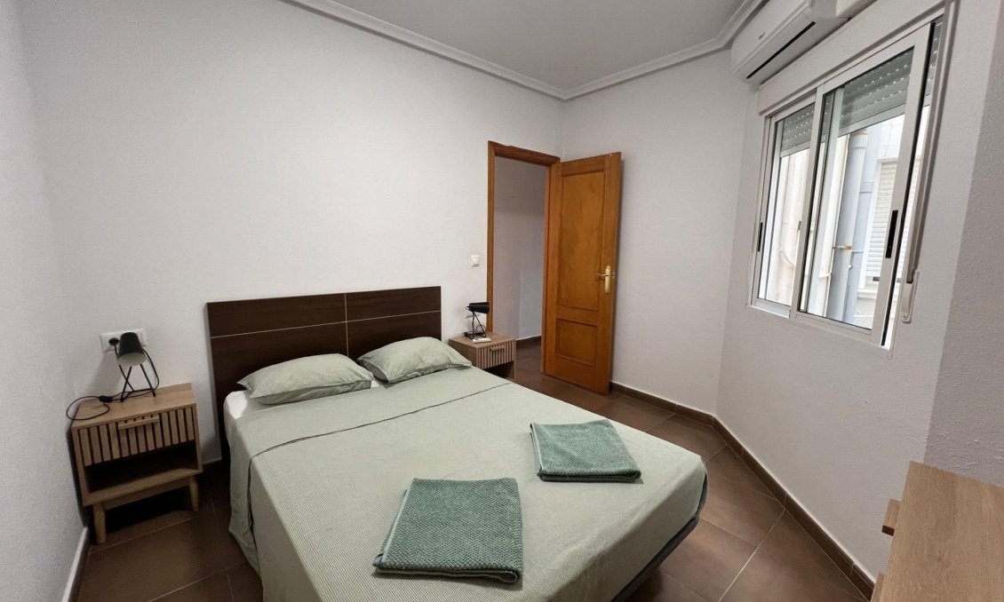 Wiederverkauf - Wohnung -
Torrevieja - Centro