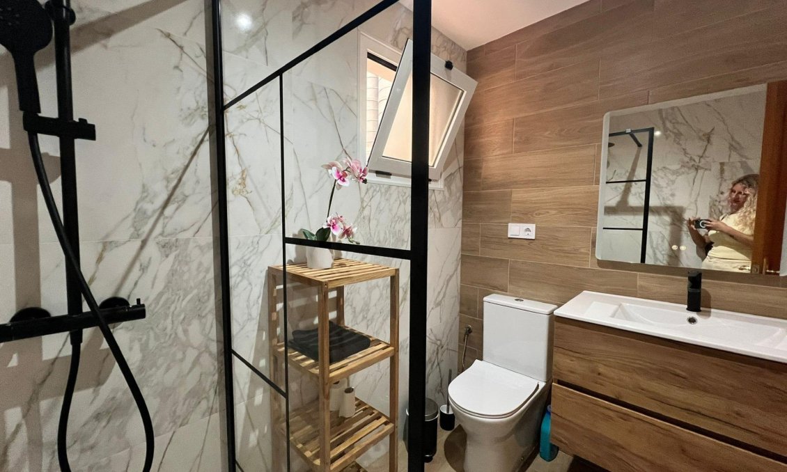Wiederverkauf - Wohnung -
Torrevieja - Centro